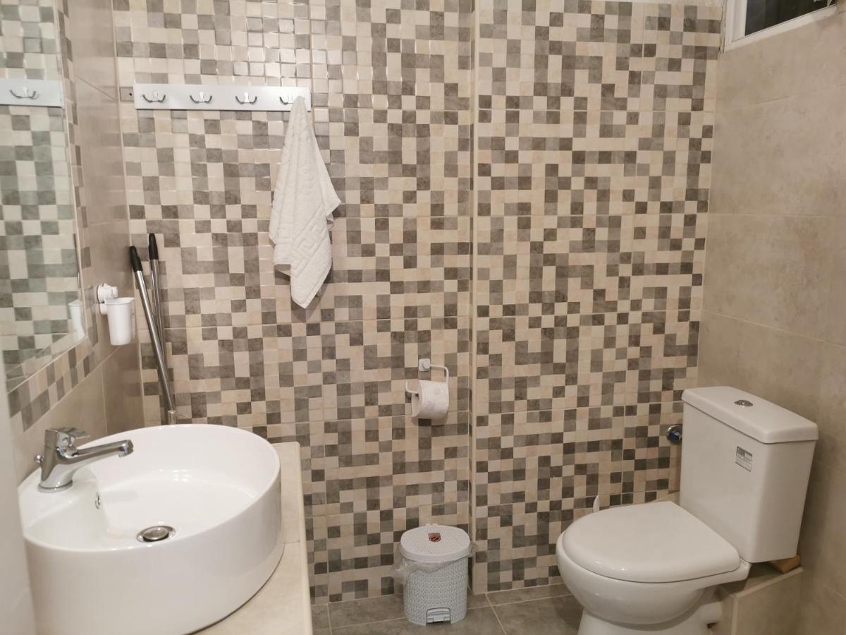La Familia Apartments Olympiakí Aktí Екстериор снимка