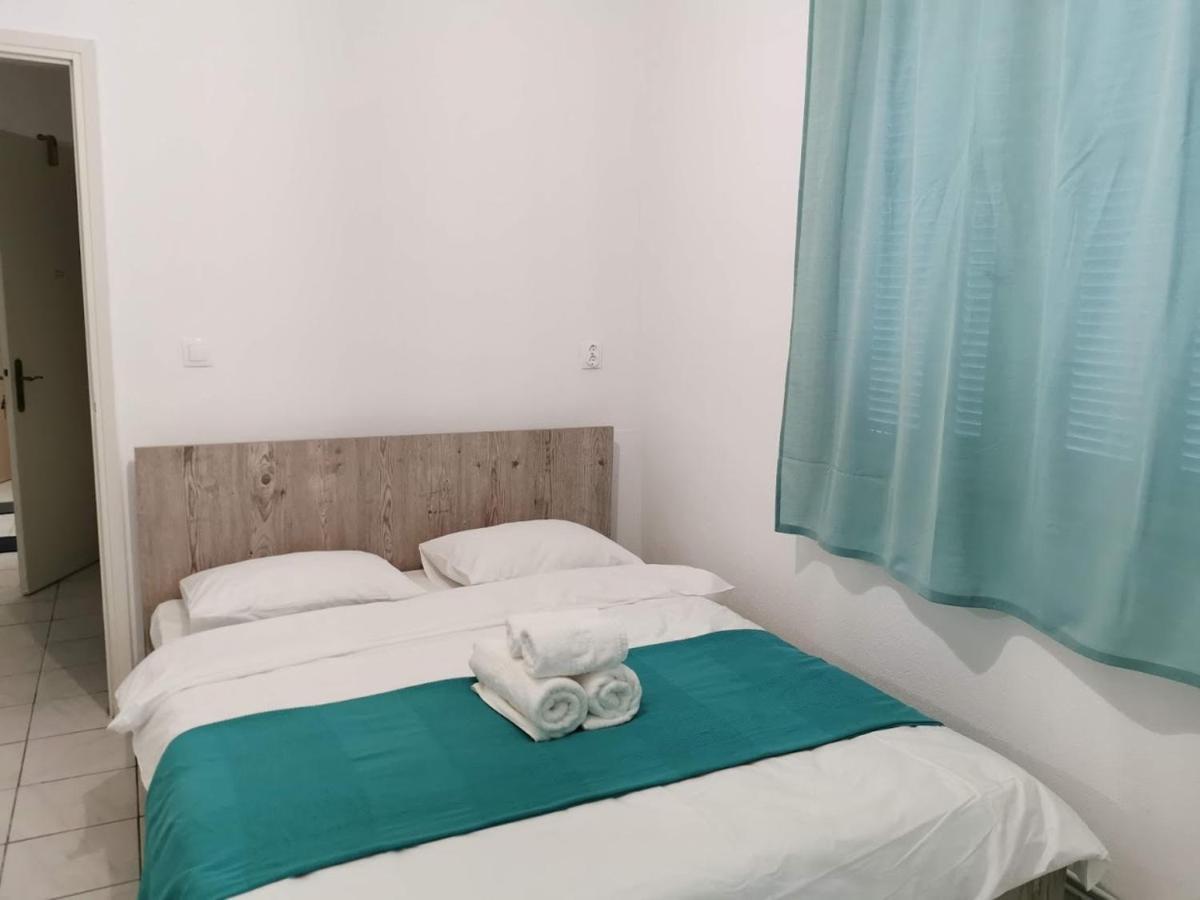 La Familia Apartments Olympiakí Aktí Екстериор снимка