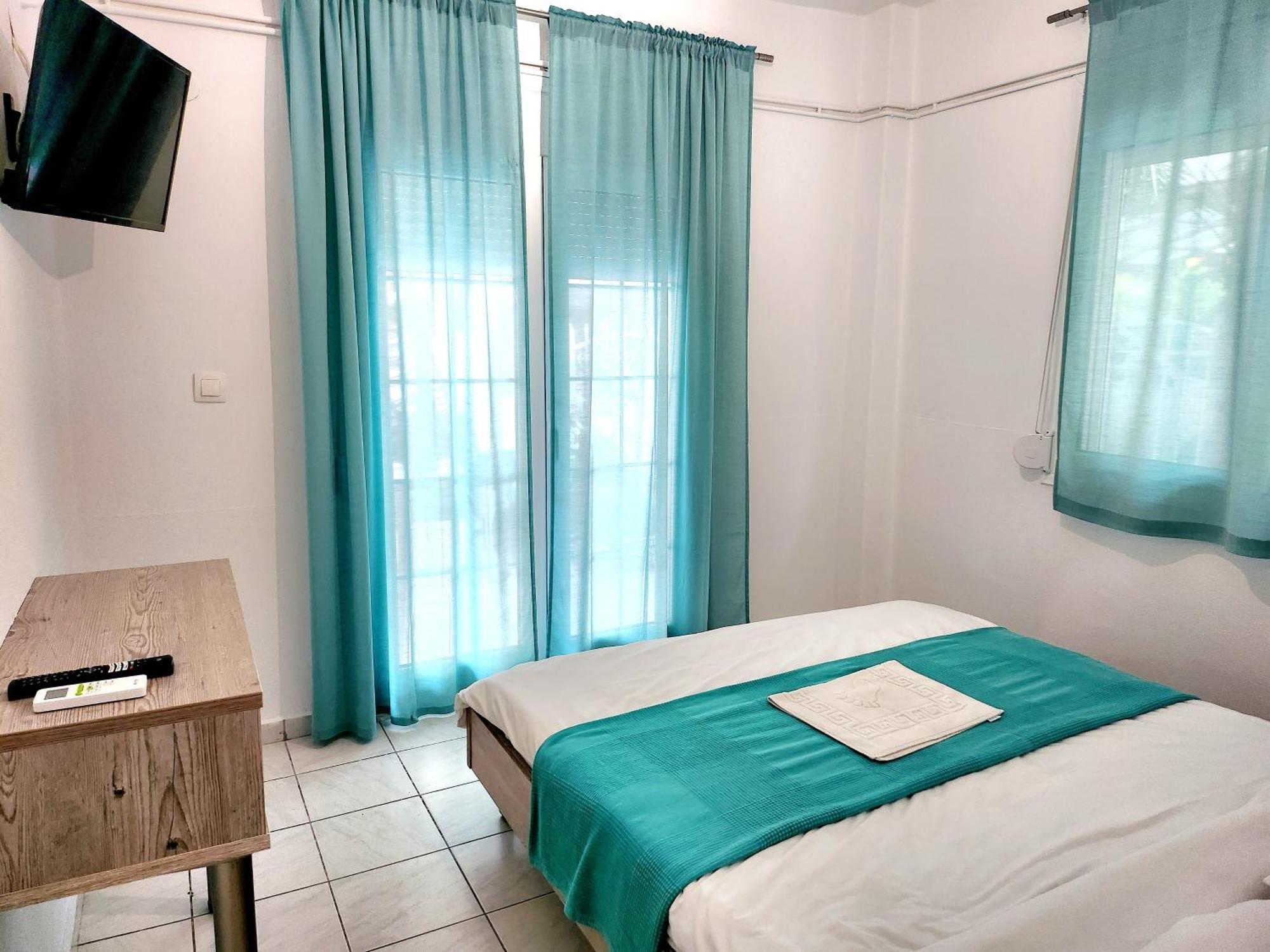 La Familia Apartments Olympiakí Aktí Екстериор снимка